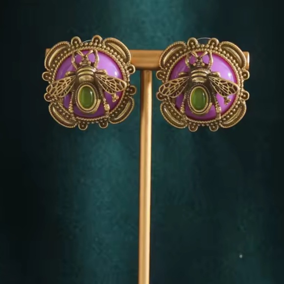 Victorian Bee Antique Earrings - Picture 3 of 4